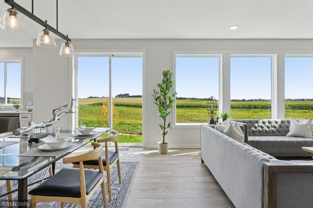 10115 Blackmoor Road, Woodbury, MN 55129