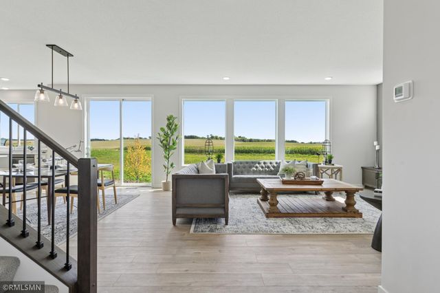 10115 Blackmoor Road, Woodbury, MN 55129