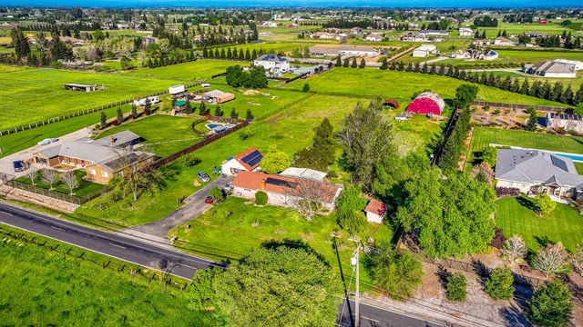 23404 N Bruella Rd, Acampo, CA 95220