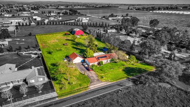 23404 N Bruella Rd, Acampo, CA 95220