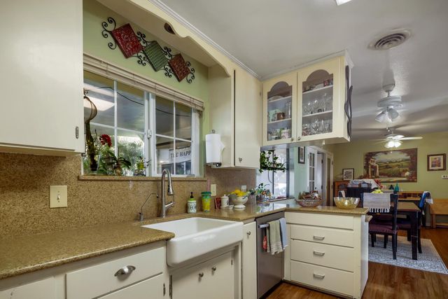 23404 N Bruella Rd, Acampo, CA 95220