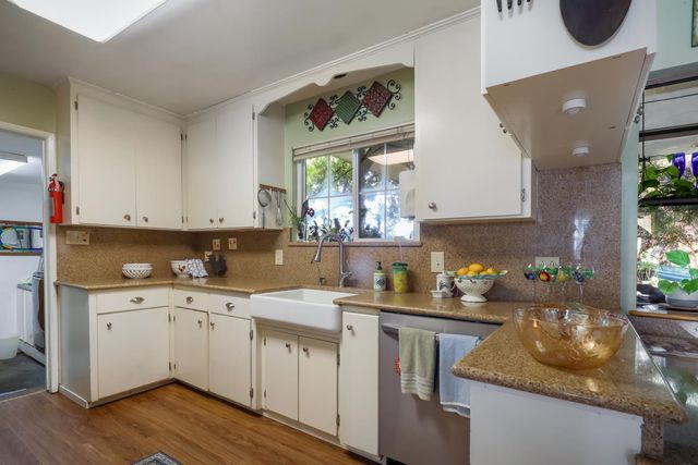 23404 N Bruella Rd, Acampo, CA 95220