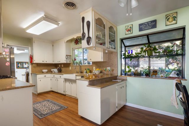 23404 N Bruella Rd, Acampo, CA 95220