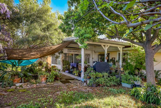 23404 N Bruella Rd, Acampo, CA 95220