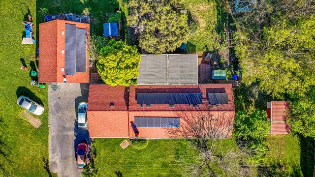 23404 N Bruella Rd, Acampo, CA 95220