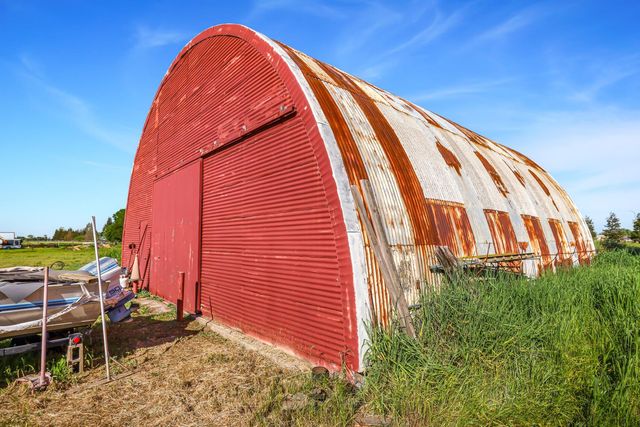 23404 N Bruella Rd, Acampo, CA 95220