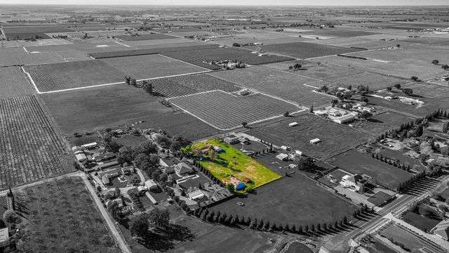 23404 N Bruella Rd, Acampo, CA 95220