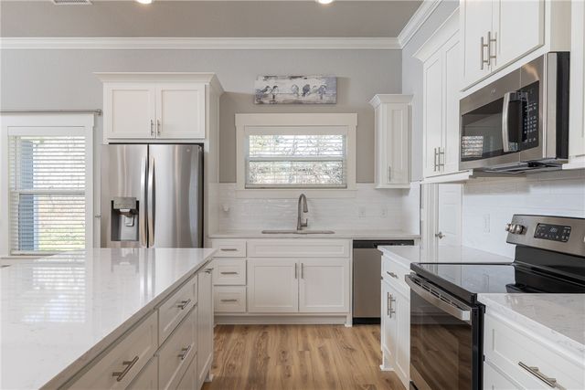 12 Hobkirk Drive, Bella Vista, AR 72715