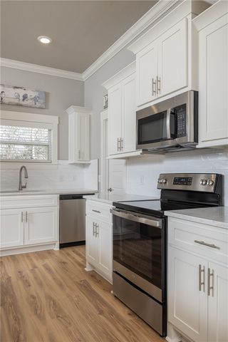 12 Hobkirk Drive, Bella Vista, AR 72715