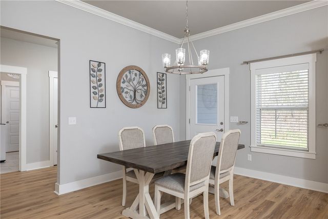 12 Hobkirk Drive, Bella Vista, AR 72715