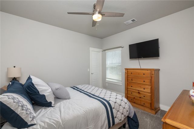 12 Hobkirk Drive, Bella Vista, AR 72715