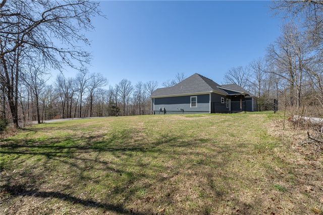 12 Hobkirk Drive, Bella Vista, AR 72715