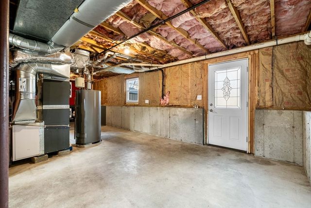 83 Cinnamon Circle, Tewksbury, MA 01876