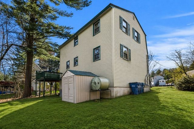 83 Cinnamon Circle, Tewksbury, MA 01876