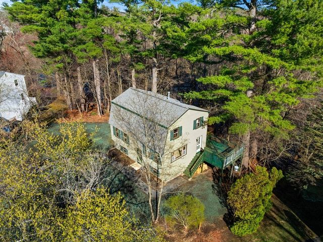 83 Cinnamon Circle, Tewksbury, MA 01876