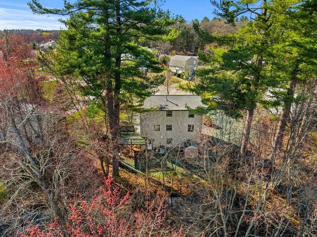 83 Cinnamon Circle, Tewksbury, MA 01876