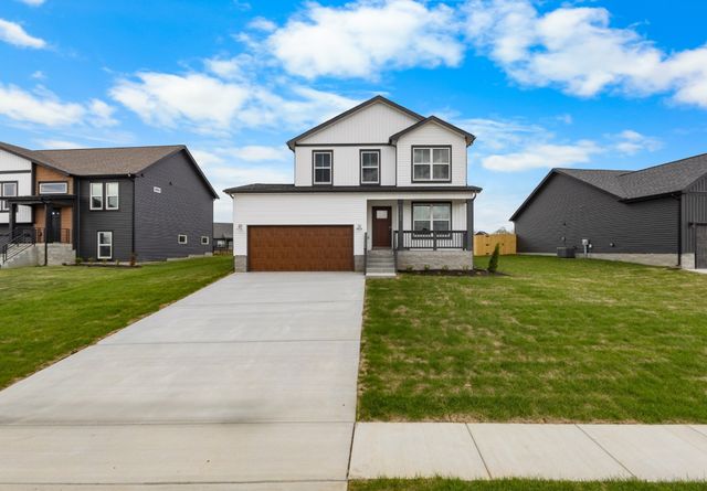1013 Cherry Acres Dr, Clarksville, TN 37042