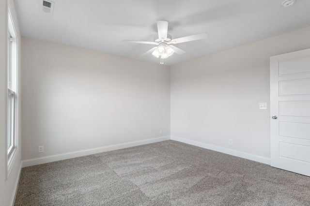 1013 Cherry Acres Dr, Clarksville, TN 37042