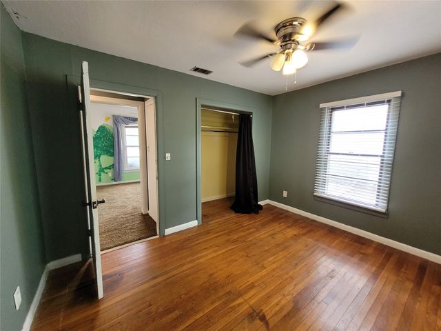 6017 Yeary Street, Lake Worth, TX 76135