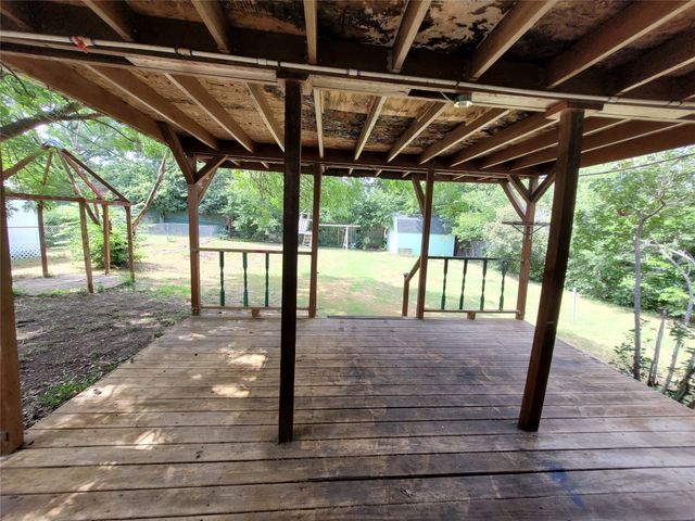 6017 Yeary Street, Lake Worth, TX 76135