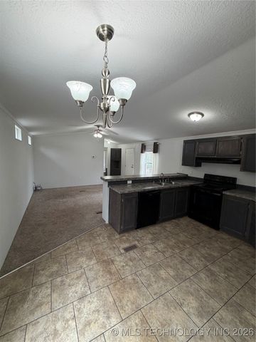 1489 Forest Lane, Durant, OK 74701