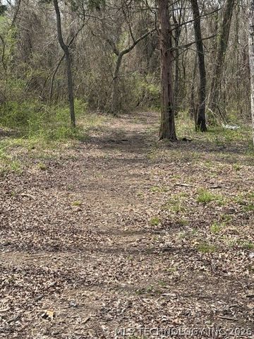 1489 Forest Lane, Durant, OK 74701