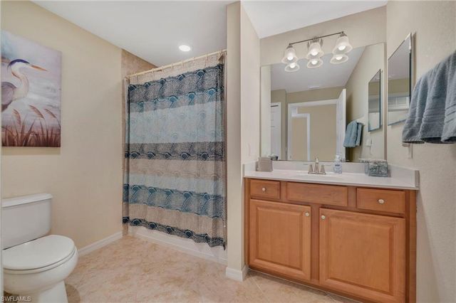 10626 Smokehouse Bay DR 102, Naples, FL 34120