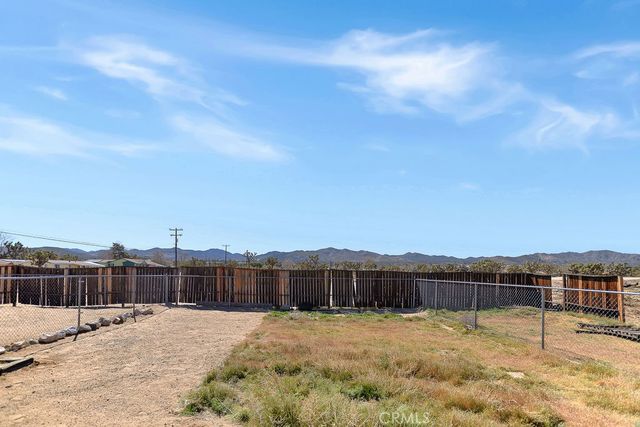 7070 Grand Avenue, Yucca Valley, CA 92284