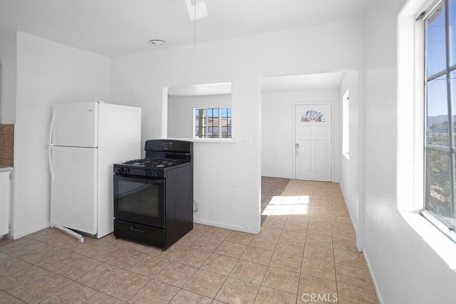 7070 Grand Avenue, Yucca Valley, CA 92284