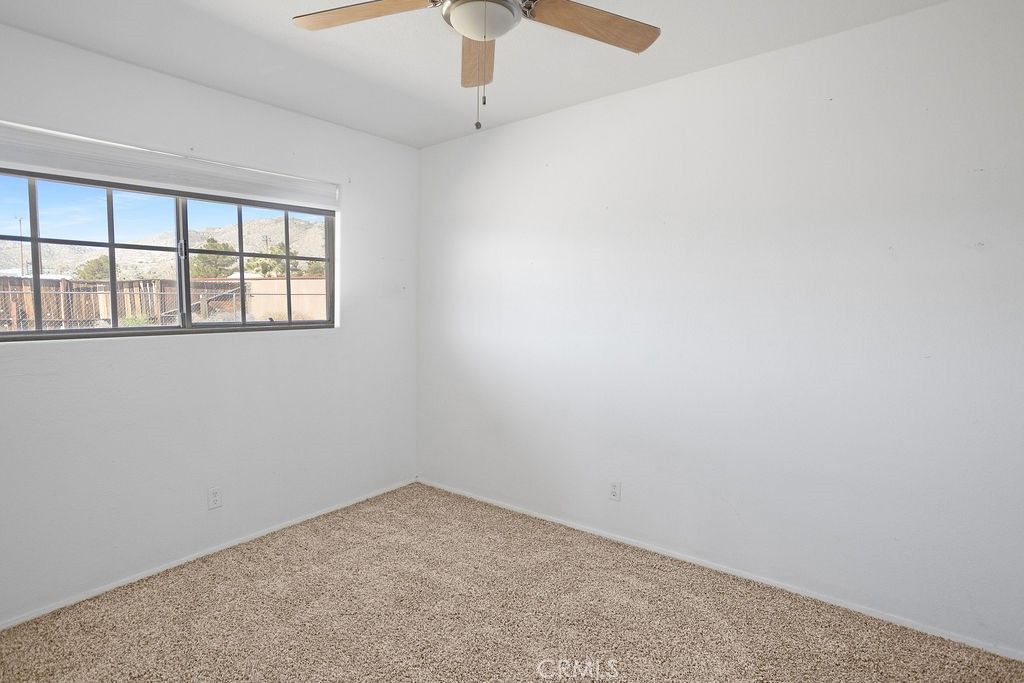 Image 12 of property listing at 7070 Grand, Yucca Valley, CA 92284