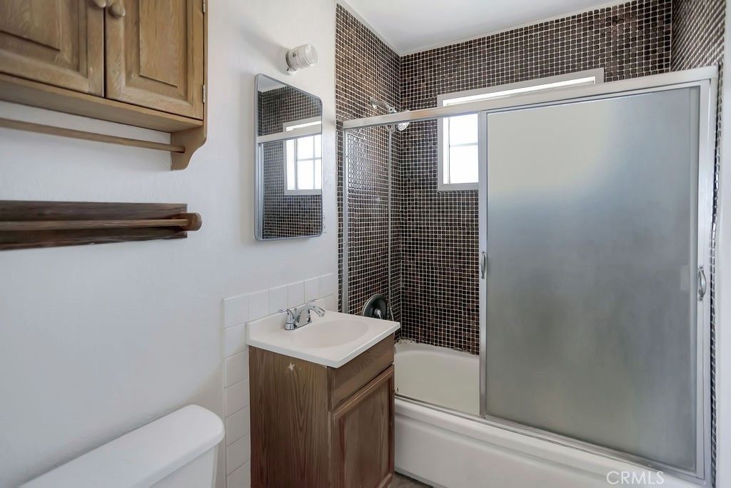 Image 13 of property listing at 7070 Grand, Yucca Valley, CA 92284