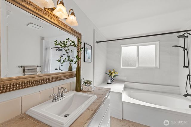 1133 Emerald Hills Drive, Edmonds, WA 98020