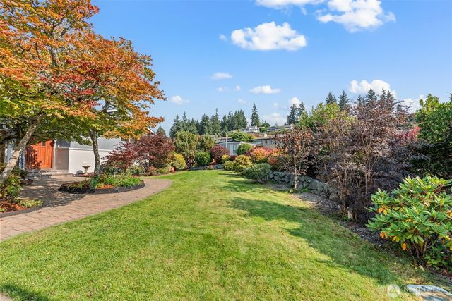 1133 Emerald Hills Drive, Edmonds, WA 98020
