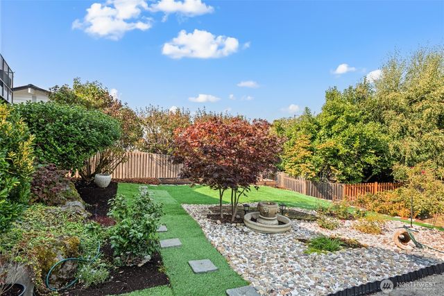 1133 Emerald Hills Drive, Edmonds, WA 98020