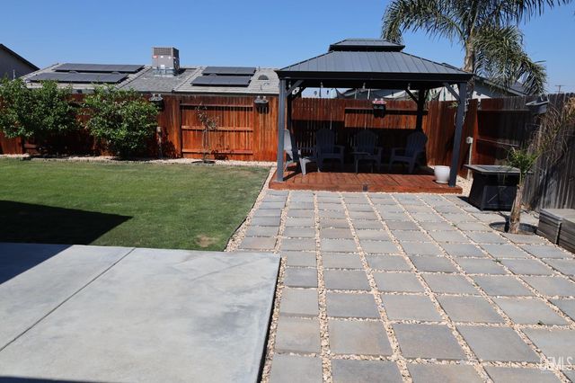 1108 Guadalupe Avenue, Bakersfield, CA 93307