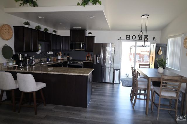 1108 Guadalupe Avenue, Bakersfield, CA 93307