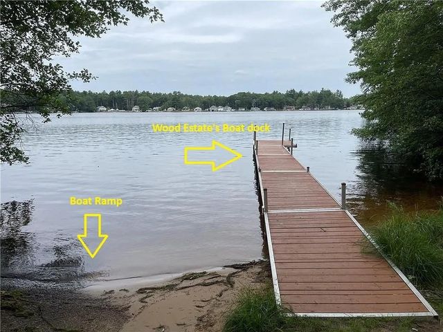 8 Winterberry Drive, Coventry, RI 02816