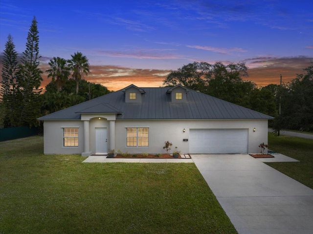 1410 4th Court, Vero Beach, FL 32960