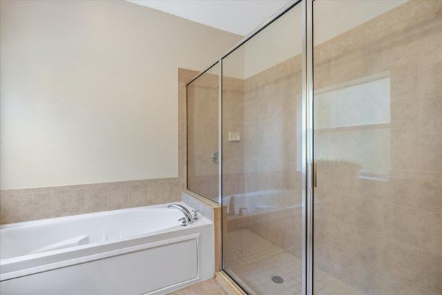 1410 4th Court, Vero Beach, FL 32960