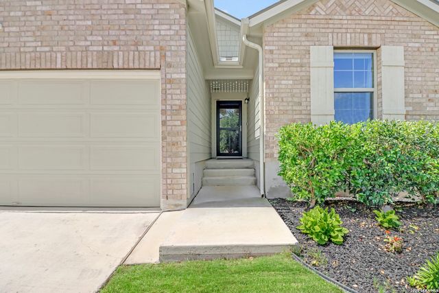 9106 Tennant Ln, Converse, TX 78109