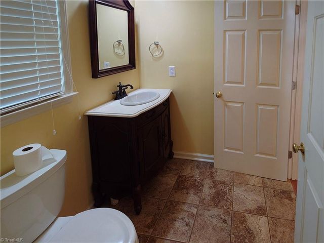 730 Somerset Drive, Winston-salem, NC 27103