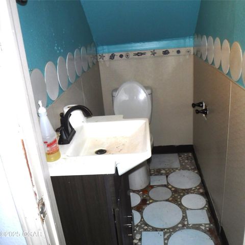 105 N Pearl Avenue, Joplin, MO 64801