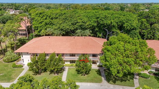 112 Brackenwood Road, Palm Beach Gardens, FL 33418