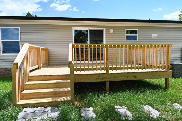 115 Stonydell Drive, Stony Point, NC 28678