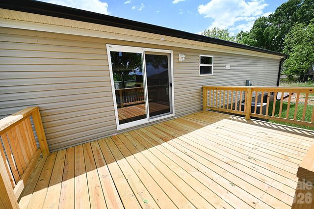 115 Stonydell Drive, Stony Point, NC 28678