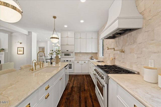 419 Eagle Point Road, Pittsboro, NC 27312