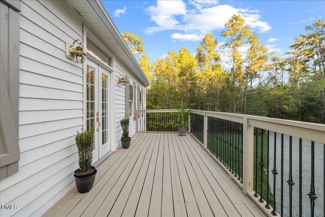 419 Eagle Point Road, Pittsboro, NC 27312