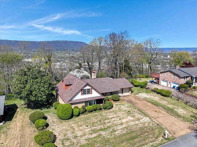 179 S Mission Ridge Drive, Rossville, GA 30741