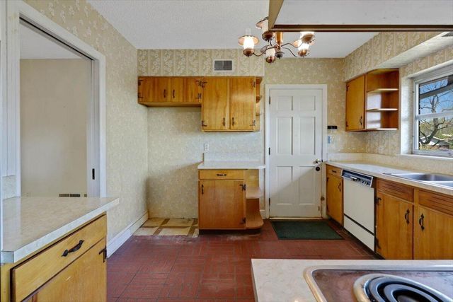 179 S Mission Ridge Drive, Rossville, GA 30741