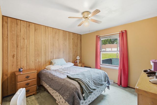 7325 Taney Place, Merrillville, IN 46410